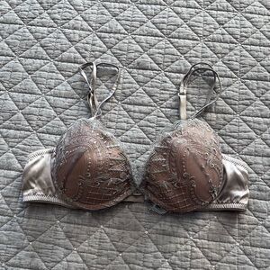 I.D. SARRIERI
Padded Push-Up Bra - Grey/Brown
